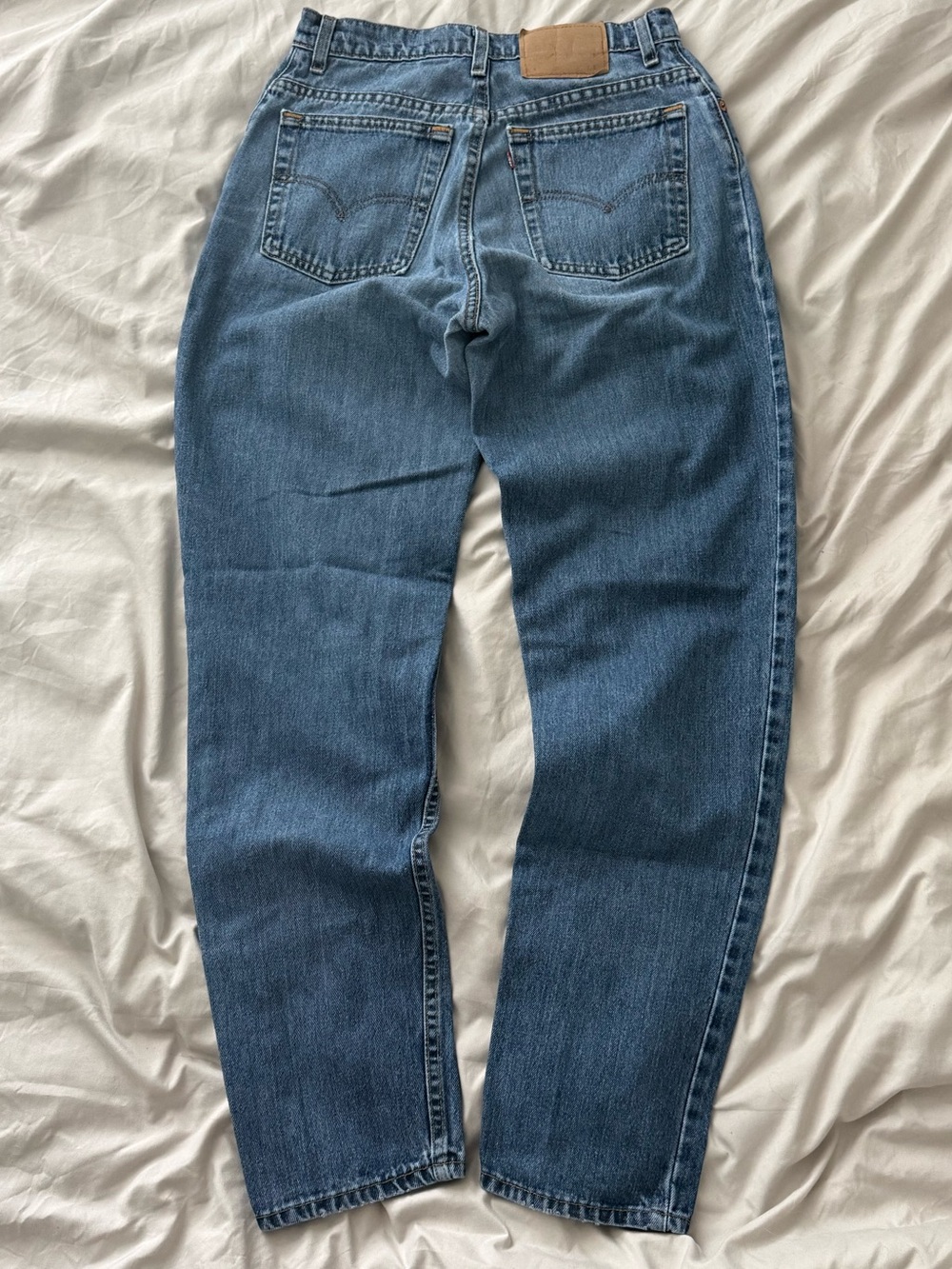 Levi’s 550 Vintage 90s USA Medium Wash High Rise Relaxed Fit Jeans